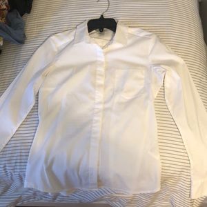 H&M classic white button down shirt